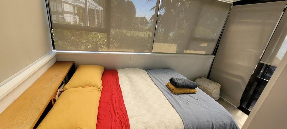 Beachfront Bliss - Your Parapara Seaside Retreat Exterior photo